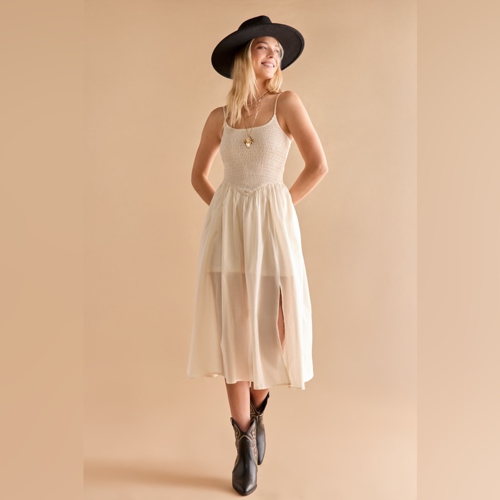 Francesca’s Tessa Smocked V Waist Midi Dress in Cream S